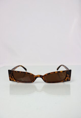 VINTAGE HALF FRAME CAT EYE SUNGLASSES