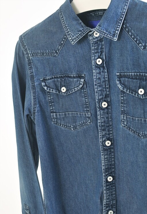 garment image