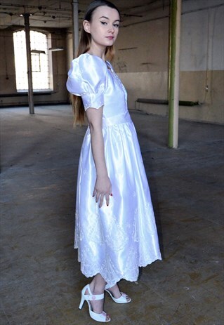 VINTAGE WEDDING DRESS