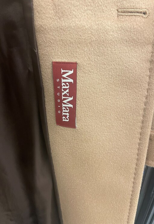 garment image