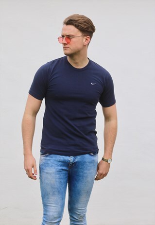 NIKE USA VINTAGE 90S SPORTSWEAR MINIMALIST T