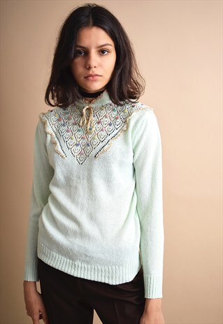 CUTE VINTAGE 80'S PASTEL GREEN HANDKNIT BOBBLE JUMPER TOP