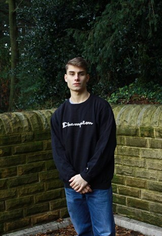 RARE VINTAGE EMBROIDED CHAMPION SWEATSHIRT