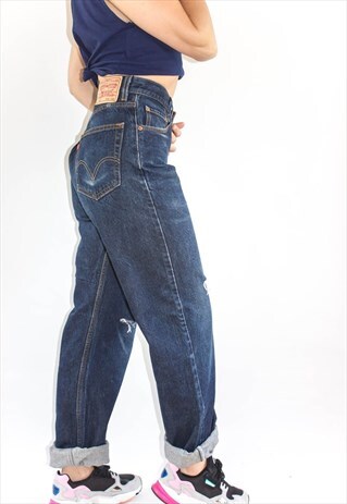 VINTAGE 80'S LOOSE FIT HIGH RISE TAPERED MOM LEVI JEANS