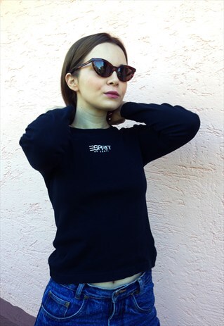 90S MINIMALIST ESPRIT TOP WITH LOGO