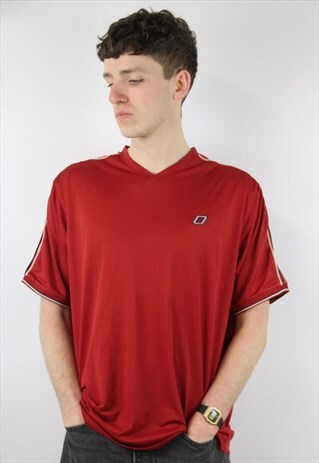VINTAGE LOTTO RED JERSEY T-SHIRT
