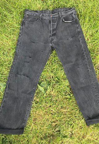 VINTAGE 90'S 501 SHREDDED LEVI BOYFRIEND JEANS