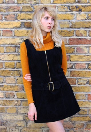 VINTAGE 90S BLACK CORDUROY BUCKLE PINAFORE MINI DRESS
