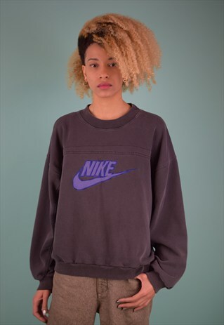 VINTAGE 90'S NIKE SWEATSHIRT