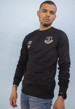 Vintage Umbro Everton Swearshirt in Black M