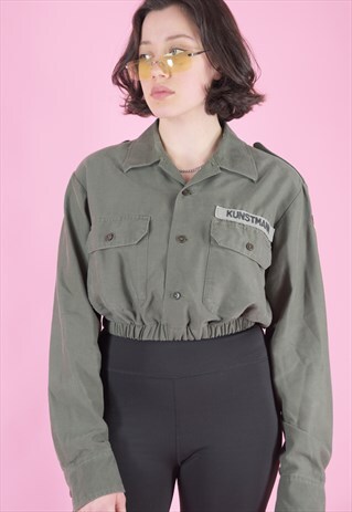 VINTAGE REWORKED CROP ARMY SHIRT IN ARMY GREEN WITH PATCHES