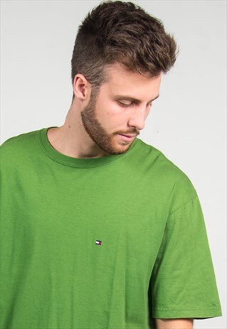 TOMMY HILFIGER T-SHIRT