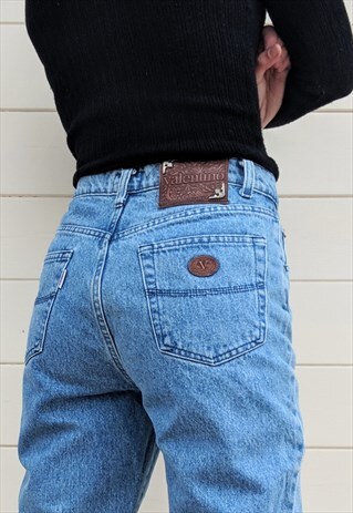 RARE HIGH WAISTED MOM JEANS