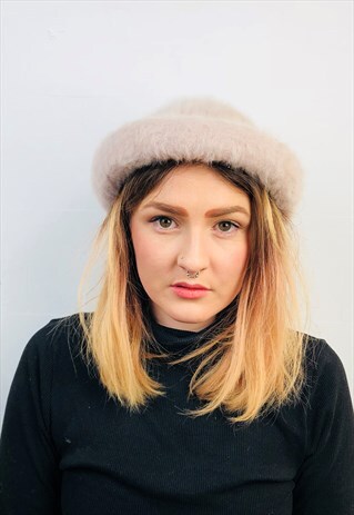 FELT BOWLER HAT