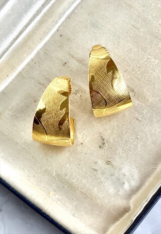 70S GOLD PATTERNED EARRINGS VINTAGE JEWELLERY