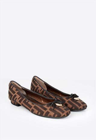VINTAGE FENDI ZUCCA PUMPS