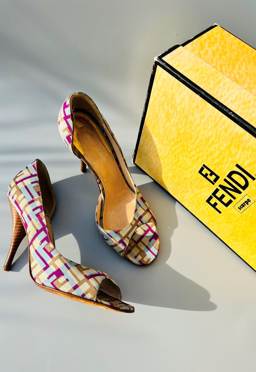 Fendi discount wedges shoes