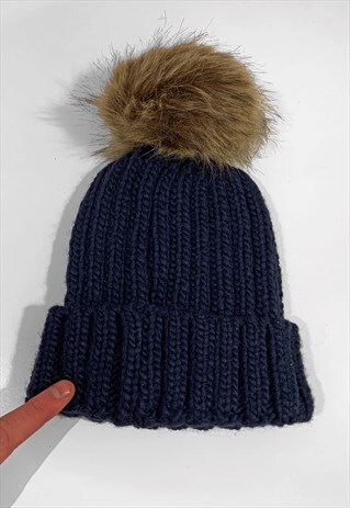 CONTRAST FAUX FUR BOBBLE KNITTED RIBBED BEANIE HAT - NAVY