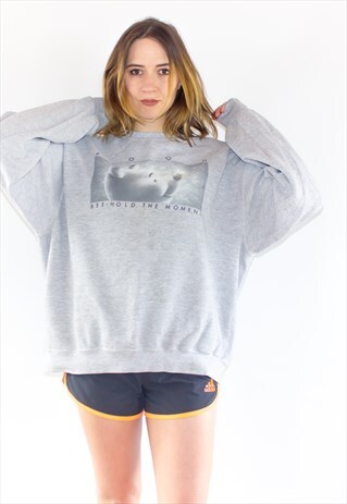 VINTAGE DISNEY WINNIE THE POOH SWEATER
