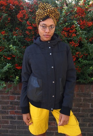BLACK BOMBER JACKET WITH HOODY
