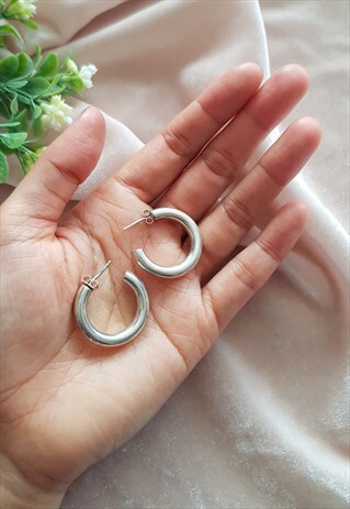 VINTAGE CHUNKY STERLING SILVER ENGRAVED HOOP EARRINGS