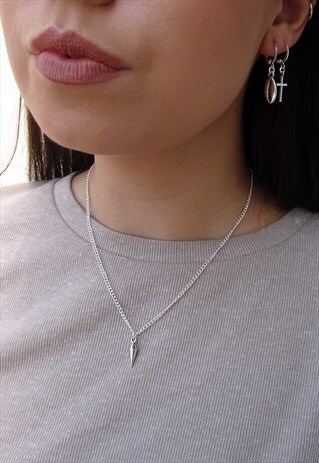 SPIKE CHARM NECKLACE