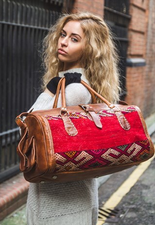 CARPET AND LEATHER WEEKEND HOLDALL