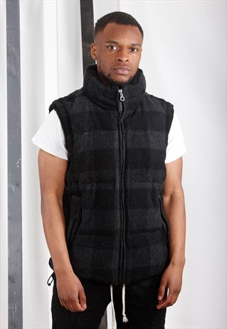 tommy body warmer