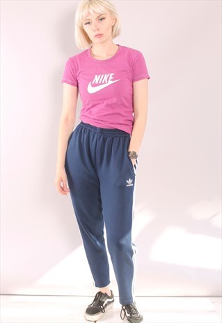 VINTAGE NIKE T-SHIRT