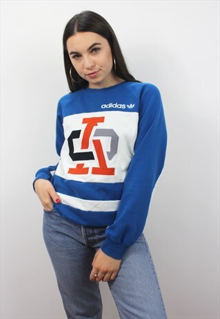 90'S RETRO BLUE EMBROIDERED SWEATSHIRT