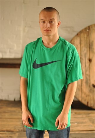 VINTAGE NIKE LOGO TSHIRT
