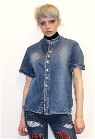 90S VINTAGE BLUE DENIM SHIRT WORN LOOK GRUNGE INDIE PUNK