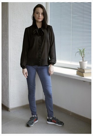 VINTAGE 70'S BLACK LONG SLEEVED BOW BLOUSE