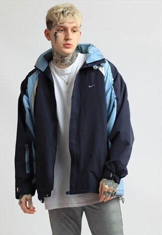 VINTAGE NIKE PADDED JACKET