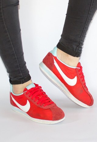 RETRO RED SUEDE NIKE CORTEZ TRAINERS