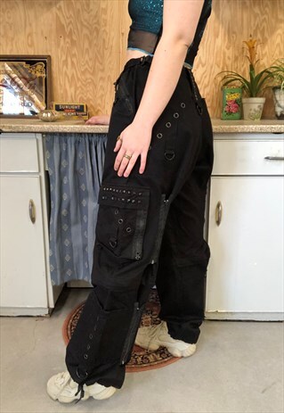 VINTAGE 90S BLACK OVERSIZED GOTH PANTS