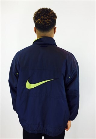 NIKE SWOOSH COAT