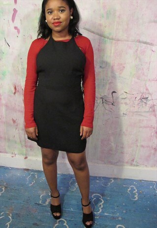 VINTAGE LITTLE BLACK DRESS.