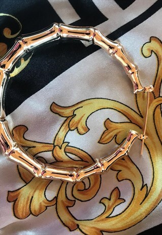 90'S STYLE GOLD BAMBOO HOOP EARRINGS