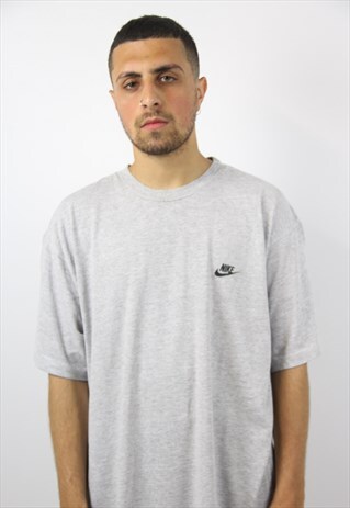 VINTAGE 90'S NIKE GREY T-SHIRT