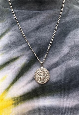 MEDUSA PENDANT NECKLACE FIGARO CHAIN- SILVER