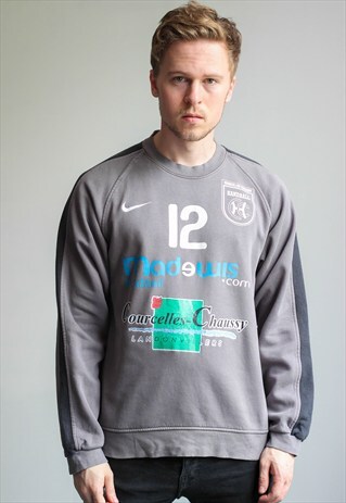 VINTAGE NIKE SWEATSHIRT