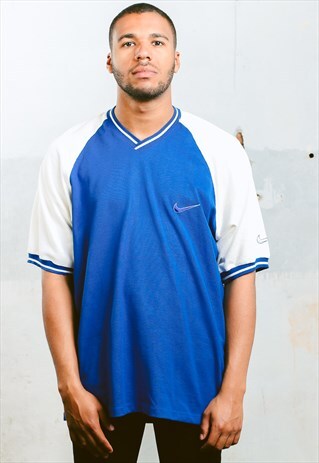 VINTAGE NIKE T-SHIRT