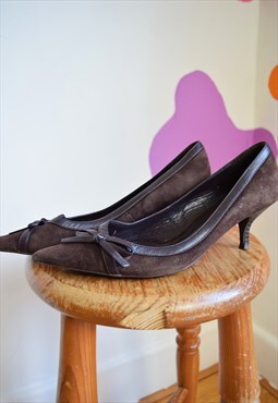 vintage 90s kitten heels with bow tie brown suede 