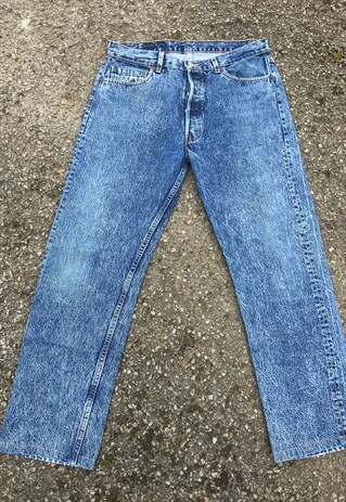 vintage high rise levi jeans