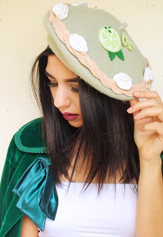 GREEN BERET WITH KEY LIME PIE FELT DETAIL