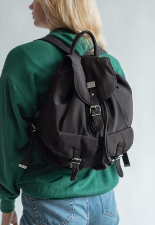 VINTAGE 90S GRUNGE BUCKET RUCKSACK