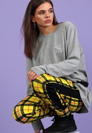 LONG SLEEVE TSHIRT IN GREY WITH WHITE GYM GRAPHIC