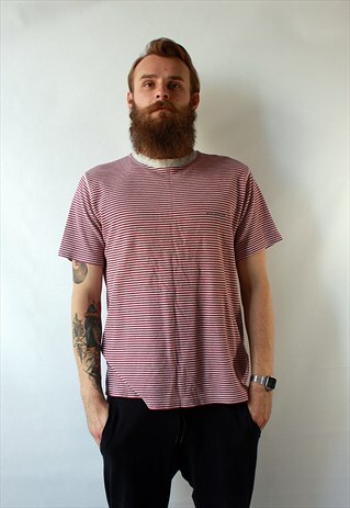 VINTAGE 80'S CLASSIC T-SHIRT WITH STRIPES IN SAILING STYLE.