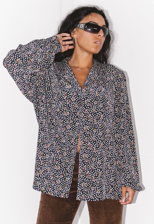 garment image
